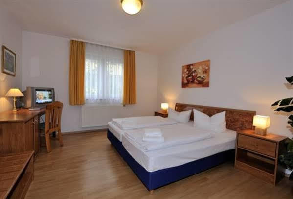 Rhein Neckar Hotel Маннгейм Екстер'єр фото