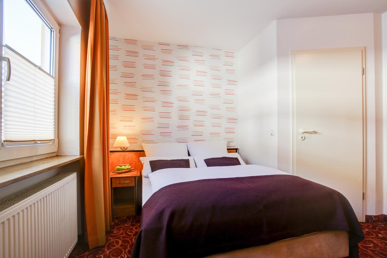 Rhein Neckar Hotel Маннгейм Екстер'єр фото